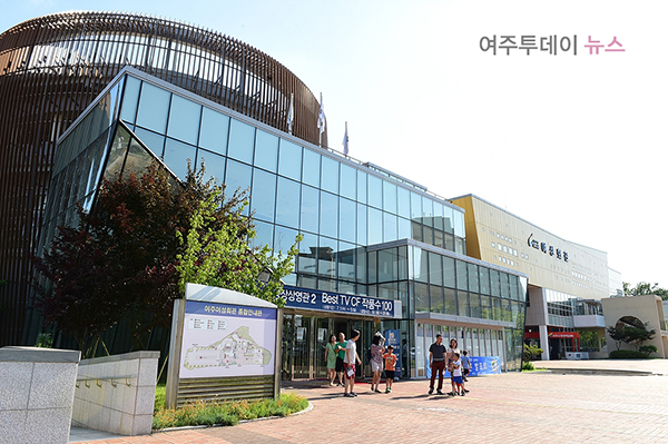 cd1cf290c7891ac09b7b7a6fe45f77cc_1436144721_93.jpg